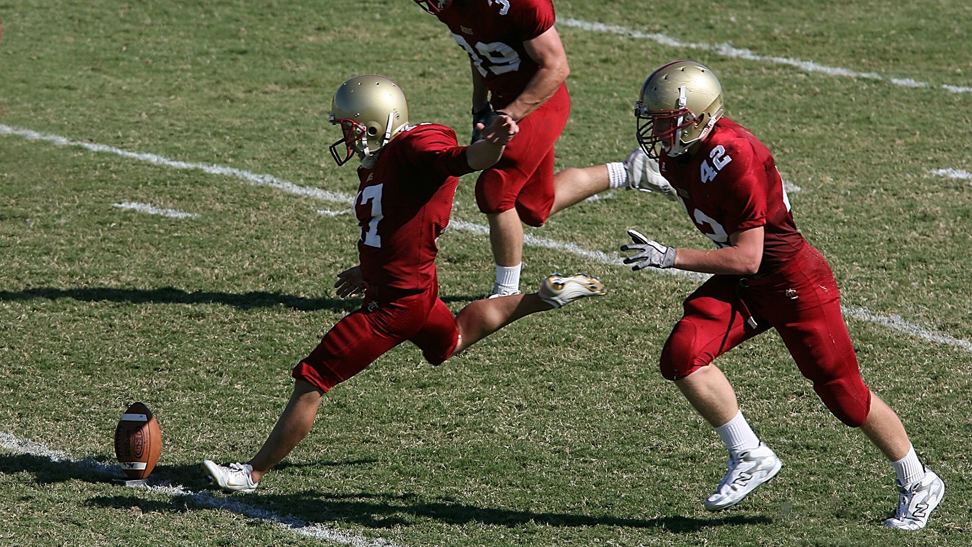 中国足球青少年赛事推行电子报名平台，中国足球青少年比赛